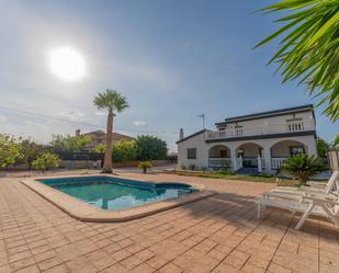 Piscina de Casa o xalet en venda en Elche / Elx amb Aire condicionat, Calefacció i Jardí privat