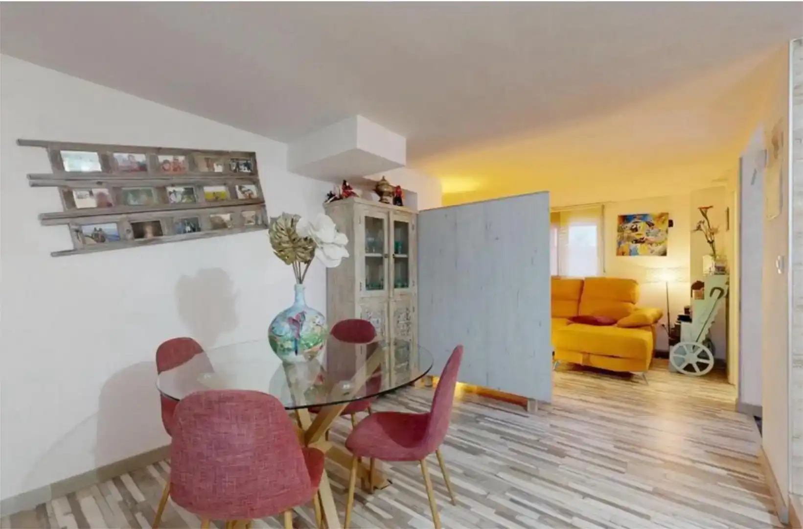 Dining room of Commercial properties for rent in Oliva  with Air Conditioner
