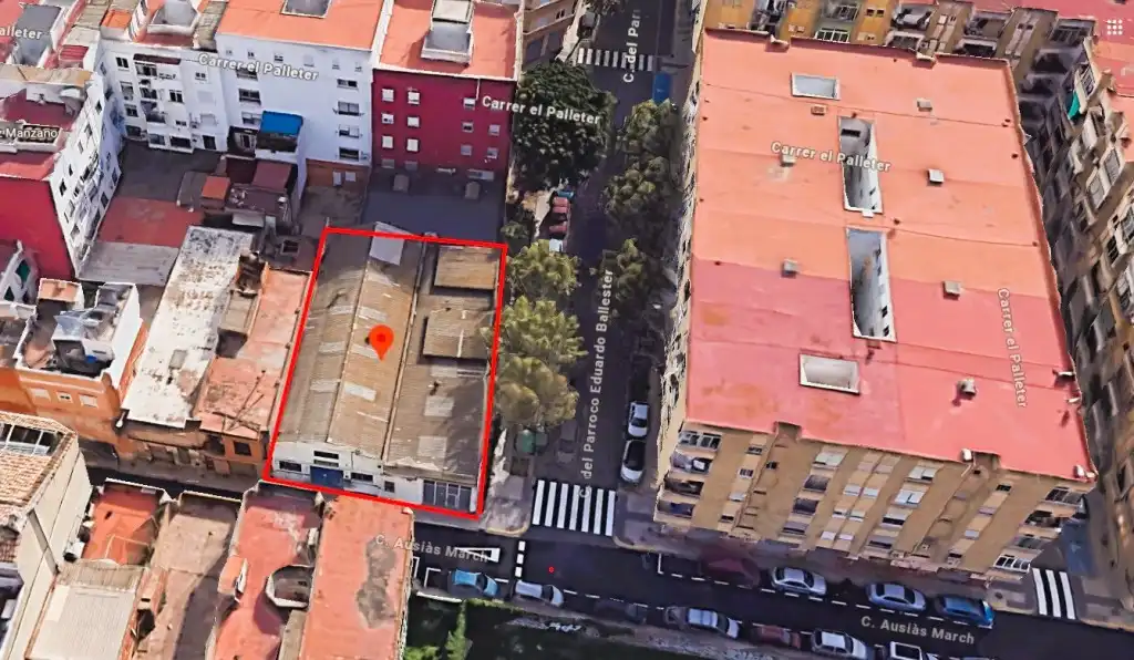 Residential land for sale in Carrer Ausiàs March 71