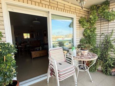 Appartamento con balcone in vendita a Calle ARMANDO MUÑOZ CALERO