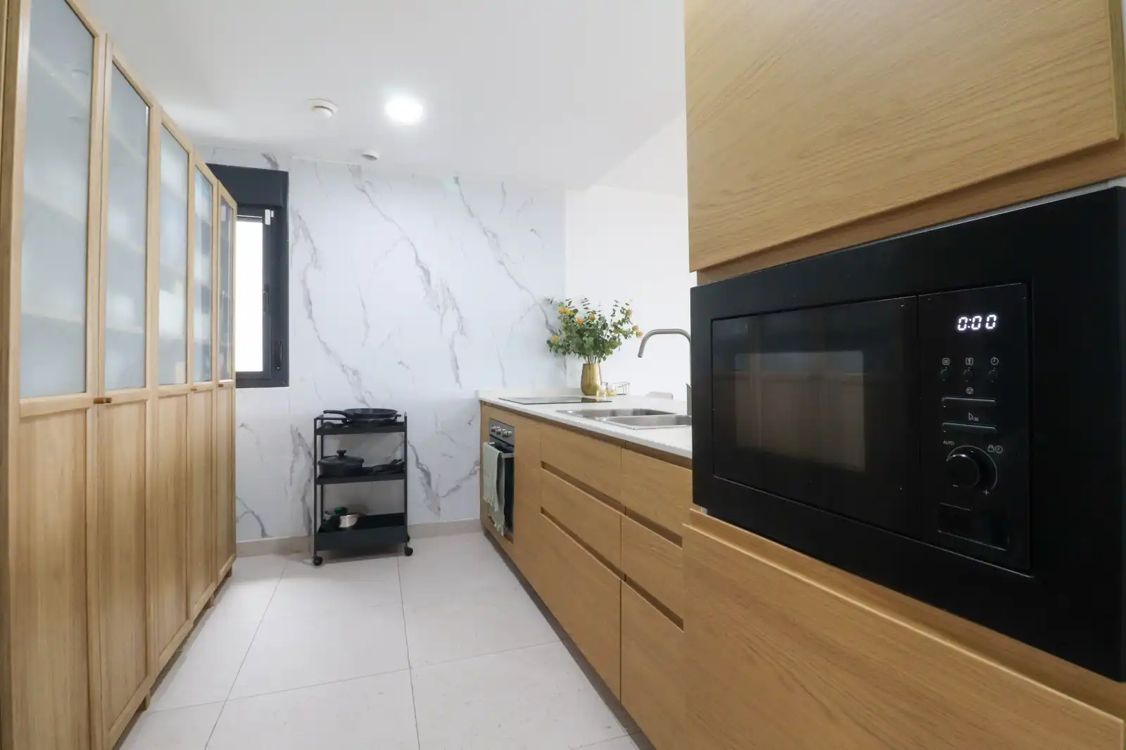 Cuina de Casa o xalet en venda en Las Palmas de Gran Canaria amb Jardí privat, Terrassa i Traster