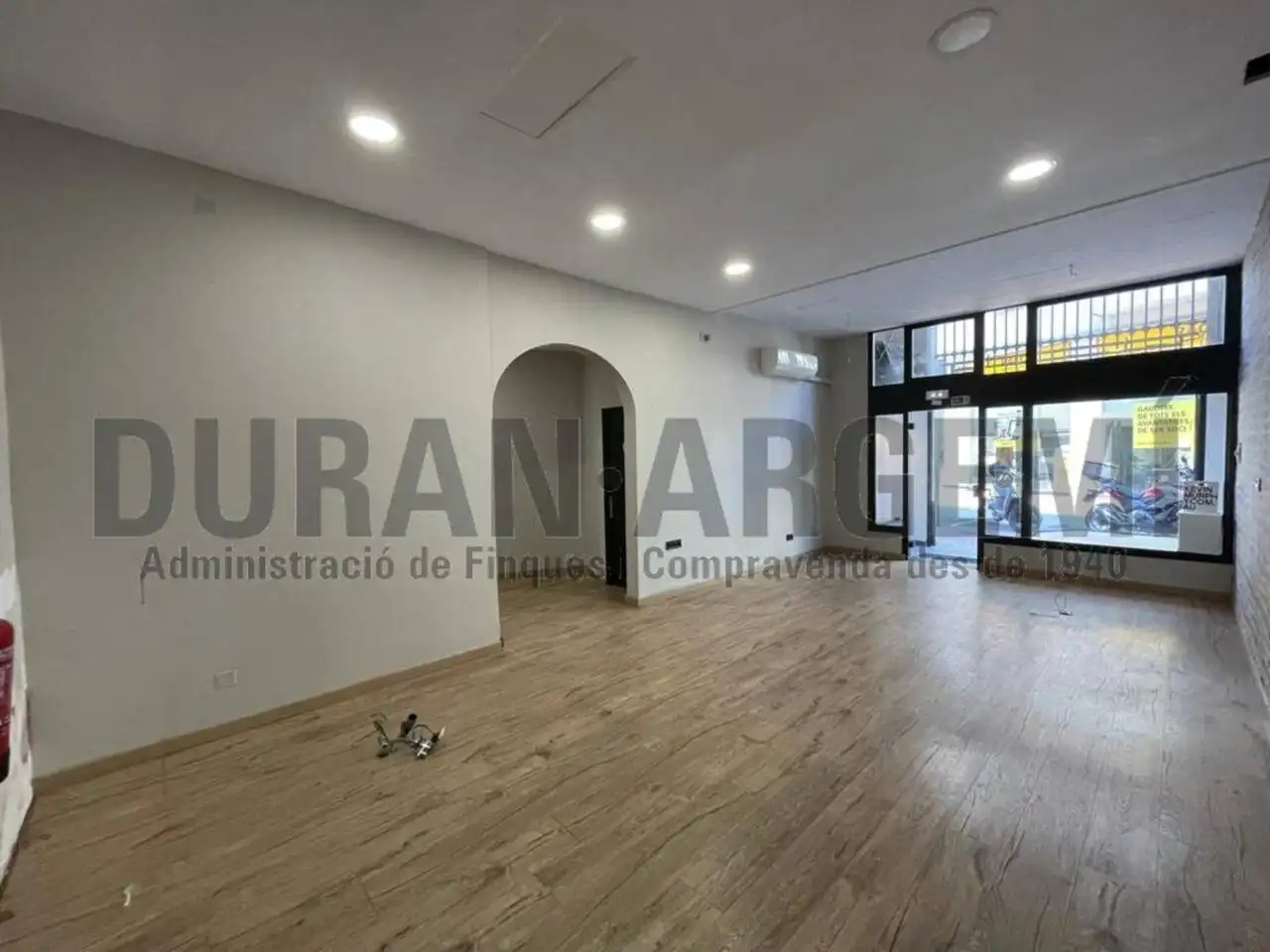 Commercial properties for rent in Terrassa  with Air Conditioner