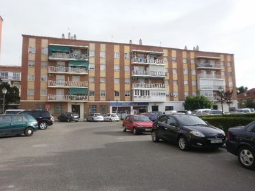 Pis amb ascensor en venda a Plaza del Conde de Elda 1-3
