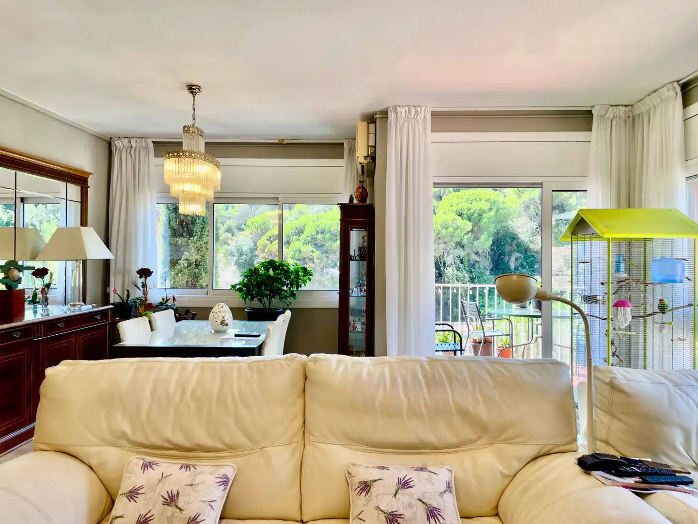Wohnzimmer von Dachboden zum Verkauf in Caldes d'Estrac mit Klimaanlage, Heizung und Terrasse