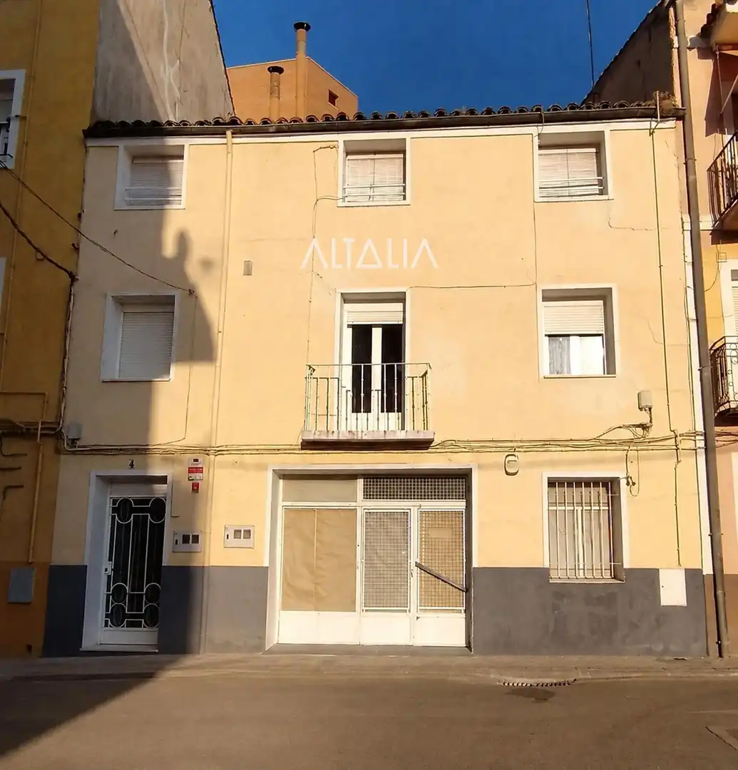 Casa amb terrassa en venda a Centro