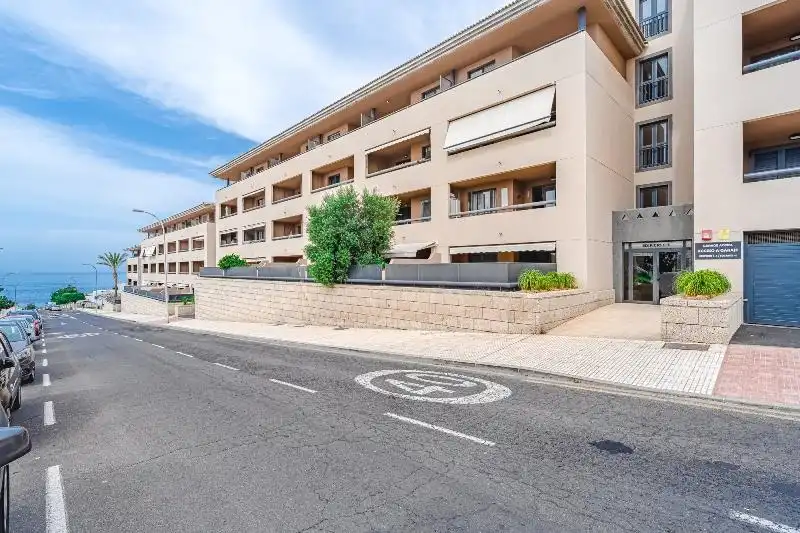 Vista exterior de Piso en venta en Adeje con Terraza