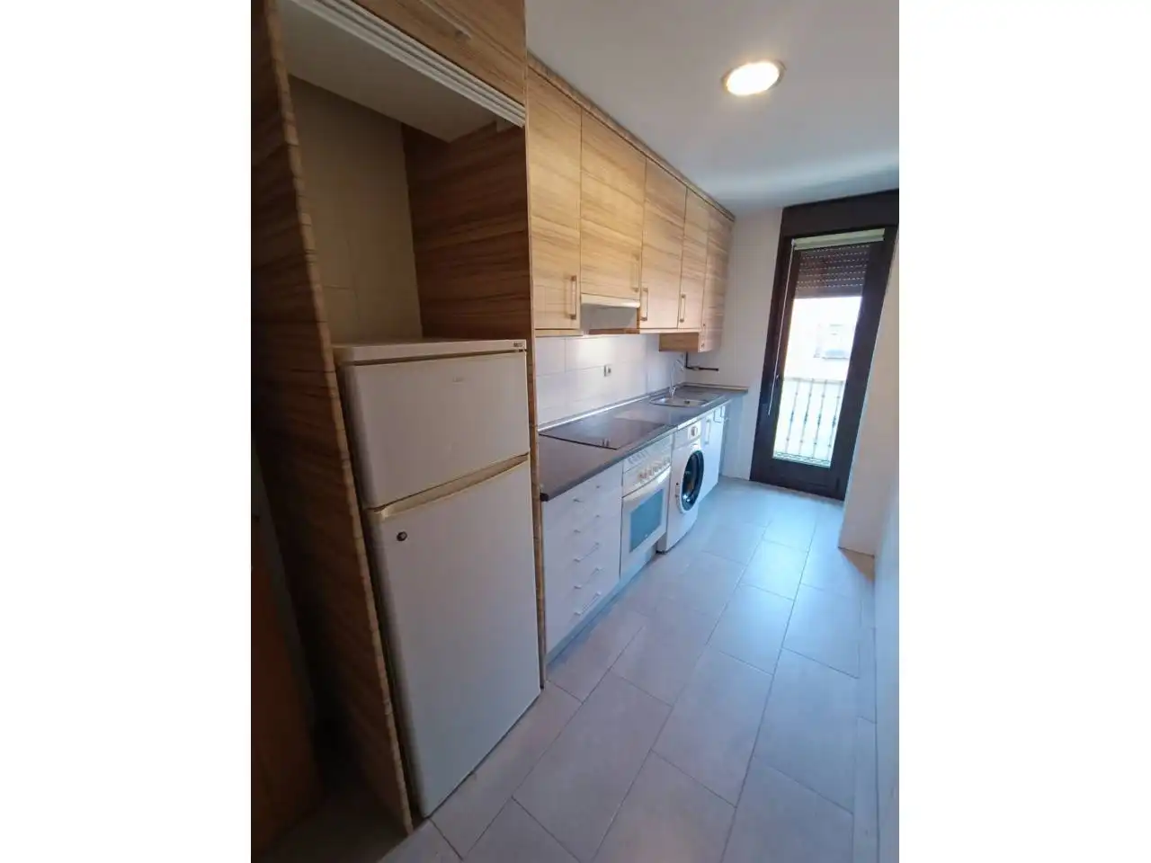 Cuina de Apartament de lloguer en Humanes de Madrid amb Calefacció, Moblat i Balcó