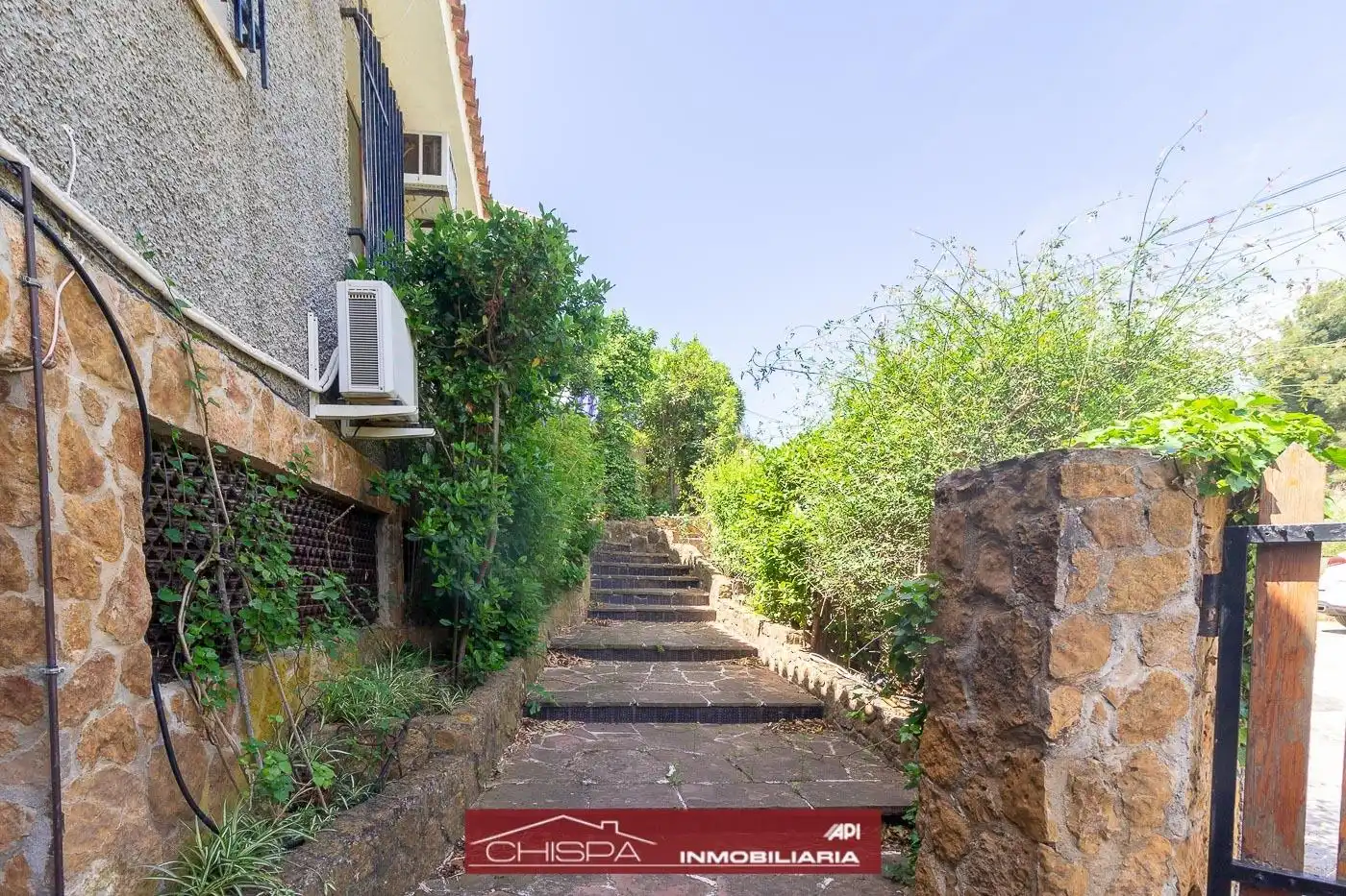 Vista exterior de Casa o chalet en venta en Serra con Aire acondicionado, Terraza y Trastero