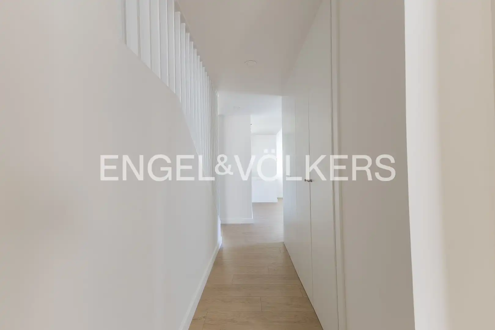 Ático en venta en Vilanova i la Geltrú con Aire acondicionado, Calefacción y Terraza