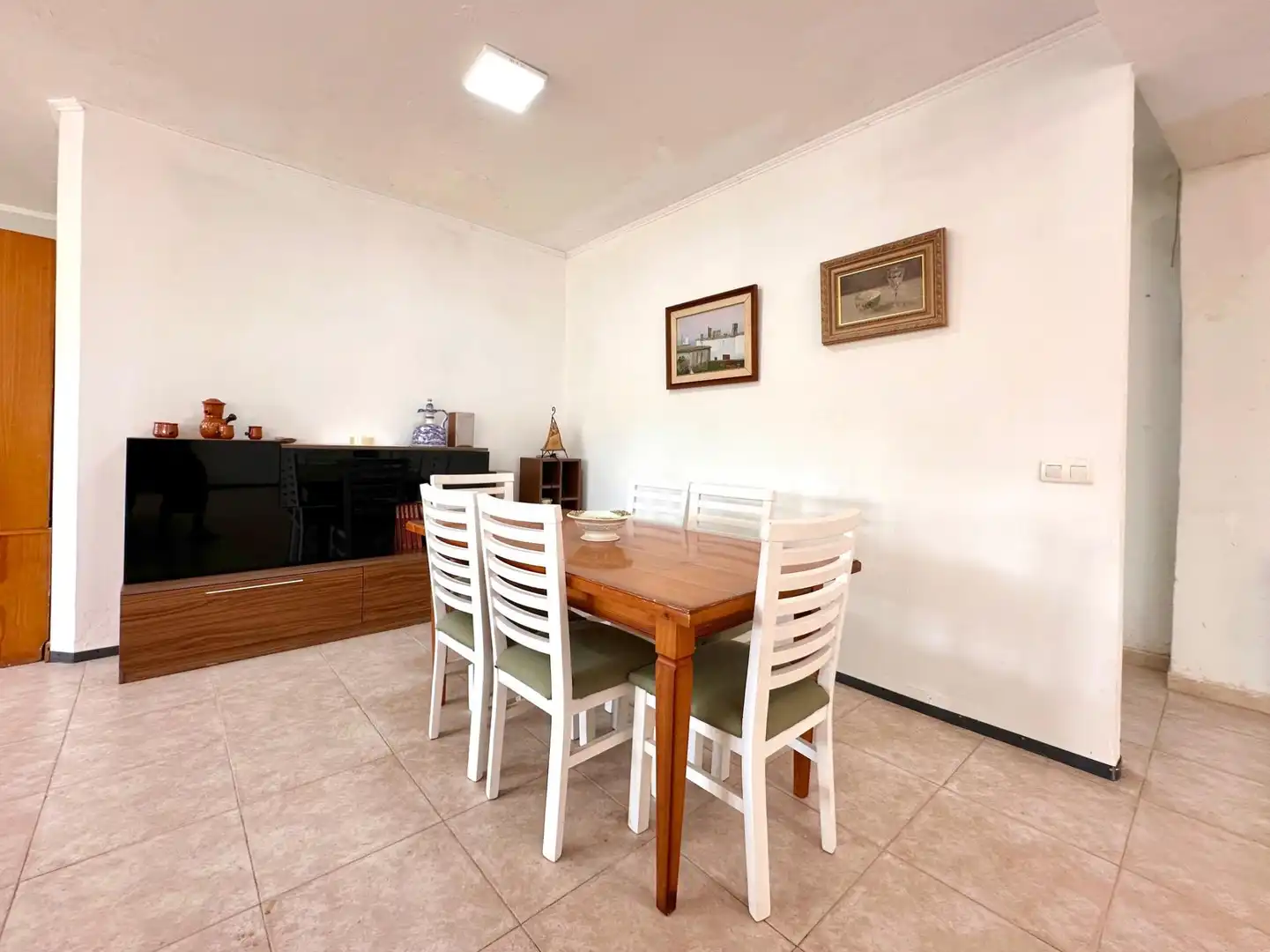 Menjador de Casa o xalet en venda en Dúrcal amb Aire condicionat, Parquet i Terrassa