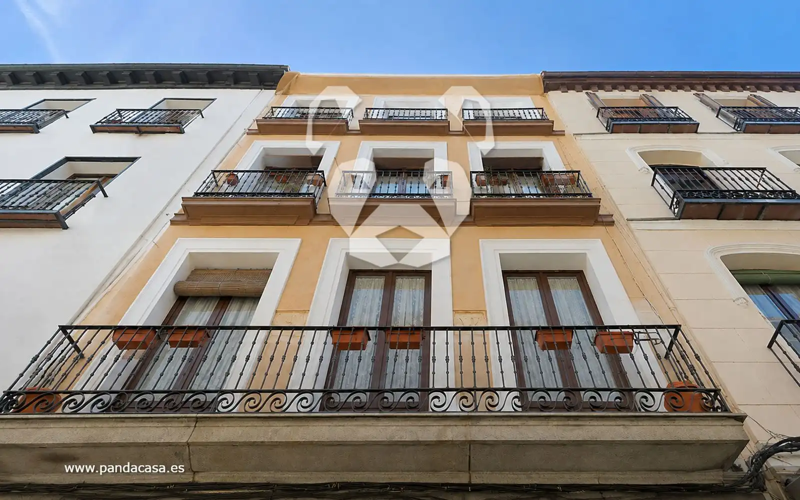 Exterior view of Flat for rent in Madrid  with Air Conditioner, Heating and Furnished