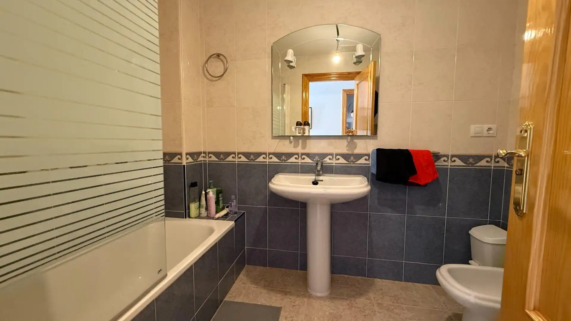 Bathroom of Flat for sale in Águilas  with Air Conditioner, Heating and Terrace