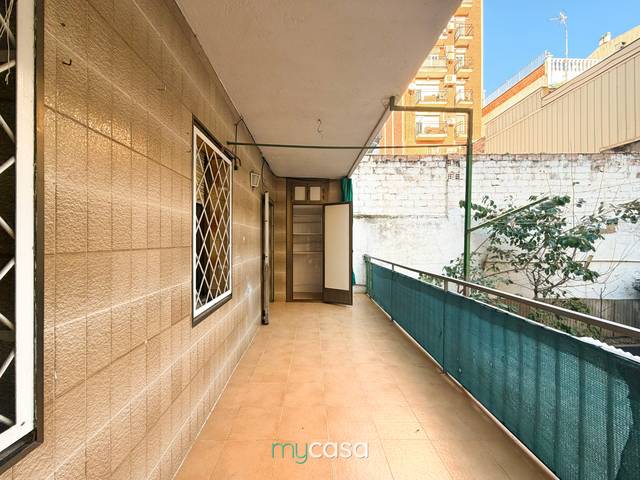 Piso en Venta en Carrer de Florència en Llatí