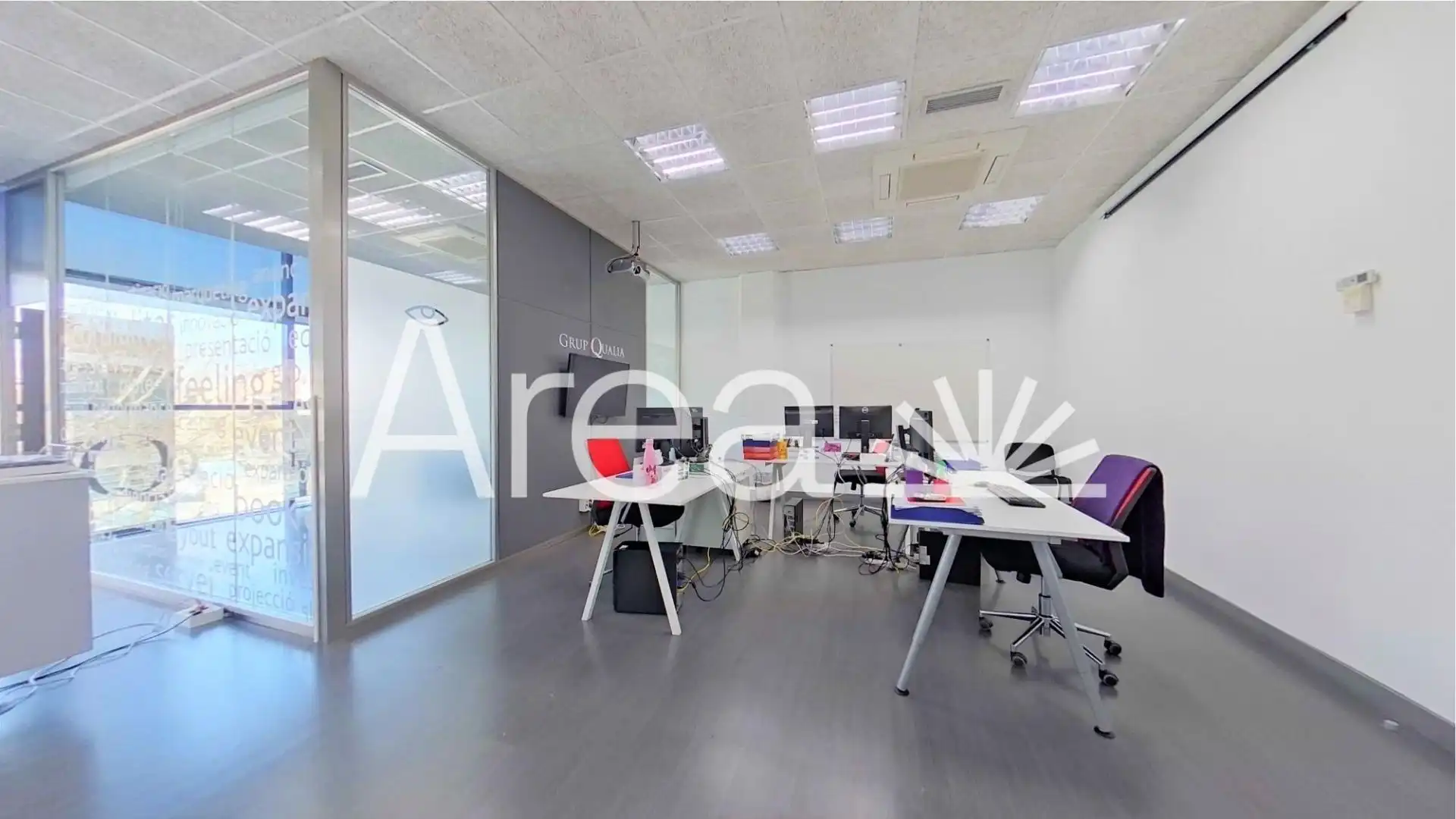 Office for sale in Mataró  with Air Conditioner and Heating
