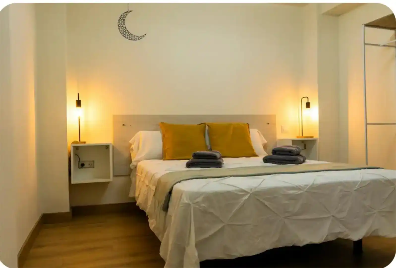 Habitación de Casa adosada en venta en Málaga con Aire acondicionado, Parquet y Amueblado