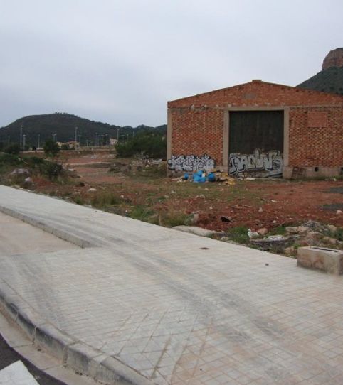 Foto 2 von Fabrikhallen zum Verkauf in Gilet, Valencia