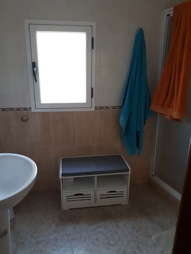 Bany de Casa o xalet en venda en Bayarque amb Terrassa, Moblat i Balcó