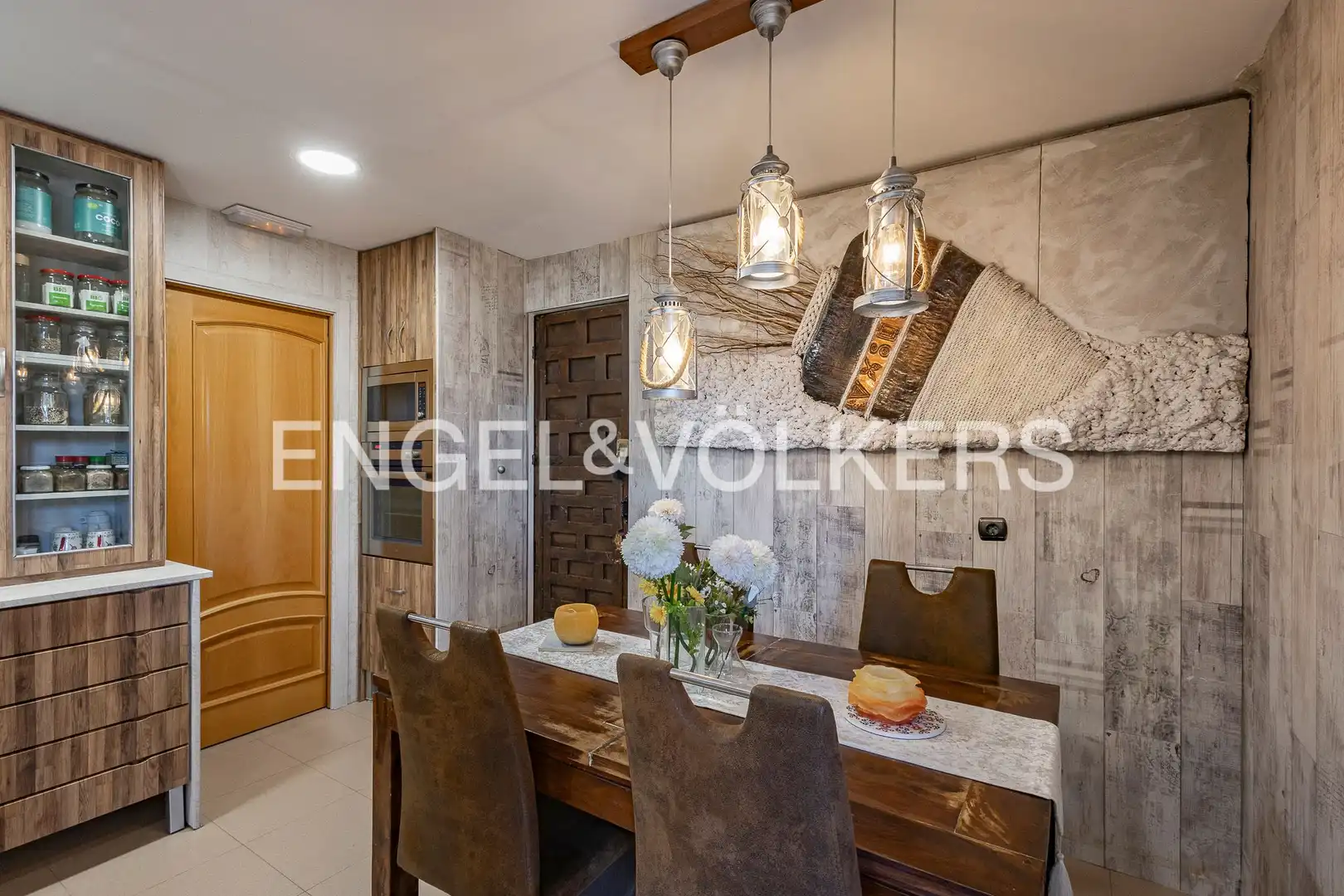 Comedor de Casa o chalet en venta en Viladecans con Calefacción, Jardín privado y Terraza