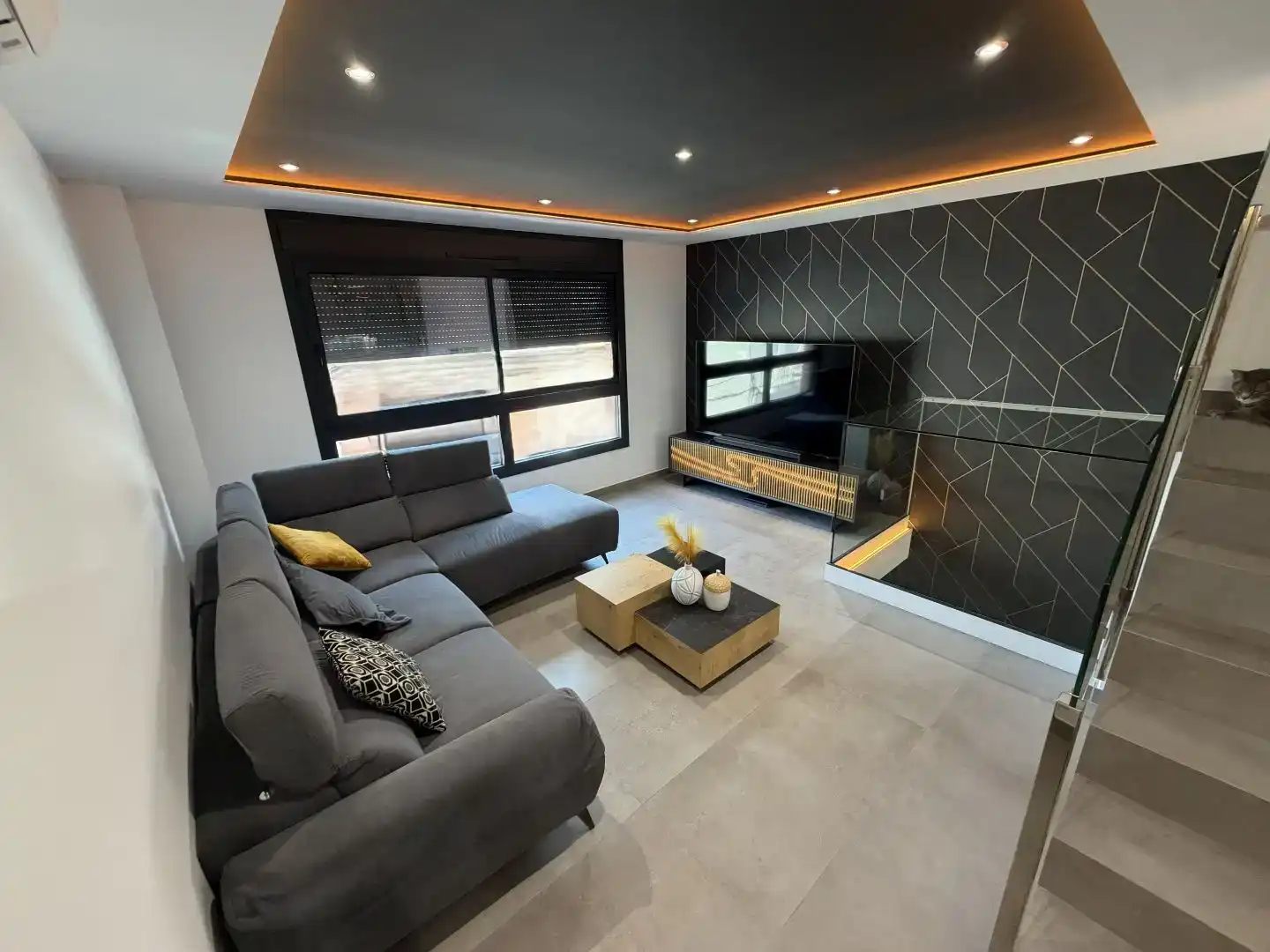 Sala de estar de Casa adosada en venta en Sabadell con Aire acondicionado, Trastero y Balcón