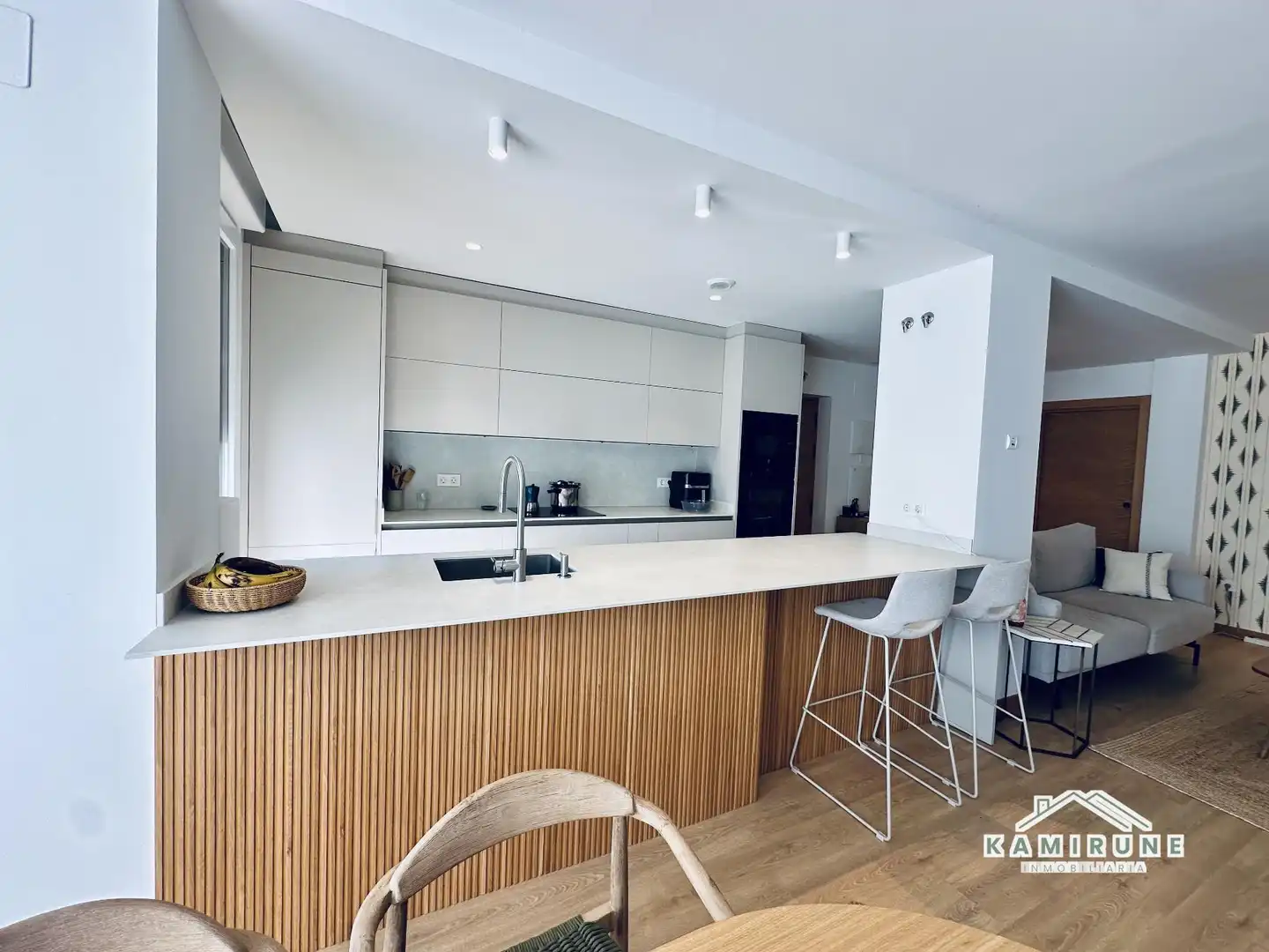 Flat with terrace for sale in Larrabarrena, imagen 2