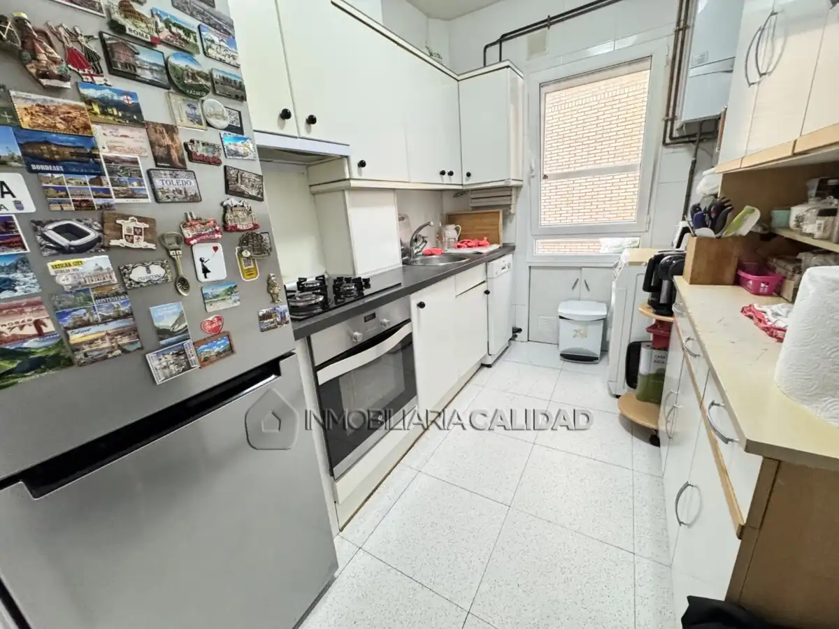 Cocina de Piso en venta en Burgos Capital con Calefacción