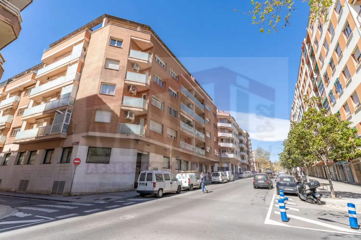 Vista exterior de Pis en venda en Reus amb Calefacció, Terrassa i Balcó