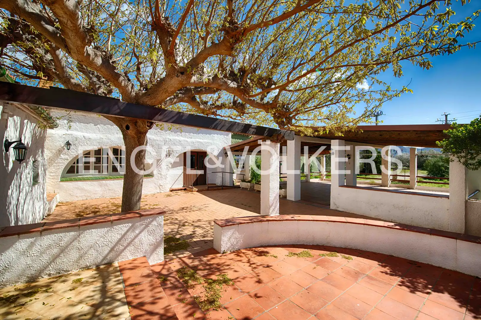 Vista exterior de Finca rústica en venta en Roses con Jardín privado y Terraza