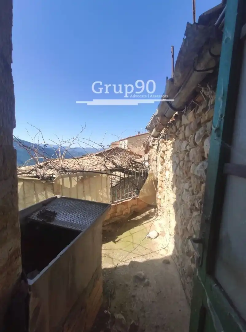 Vista exterior de Finca rústica en venda en Conca de Dalt amb Terrassa