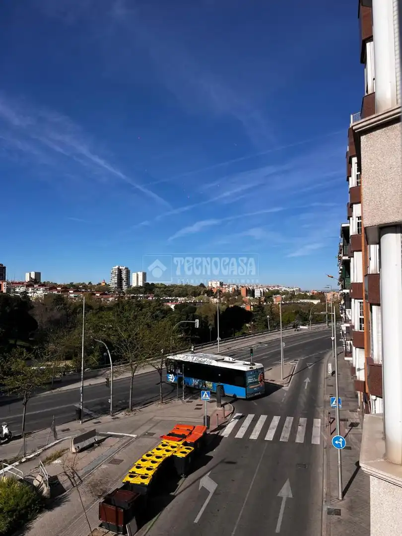 Vista exterior de Piso de alquiler en Madrid