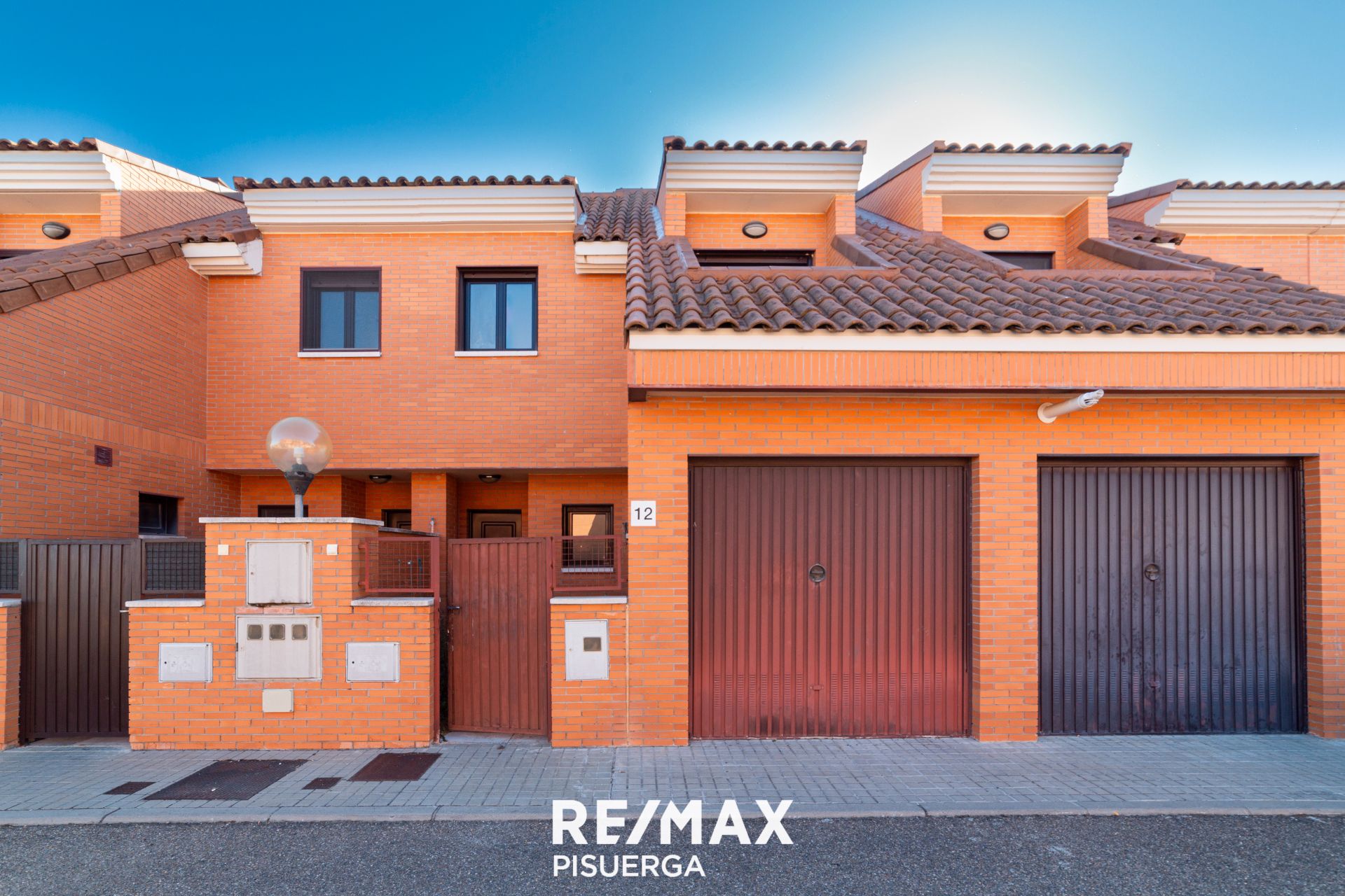 House or chalet for sale in Calle Laguna Negra, 12
