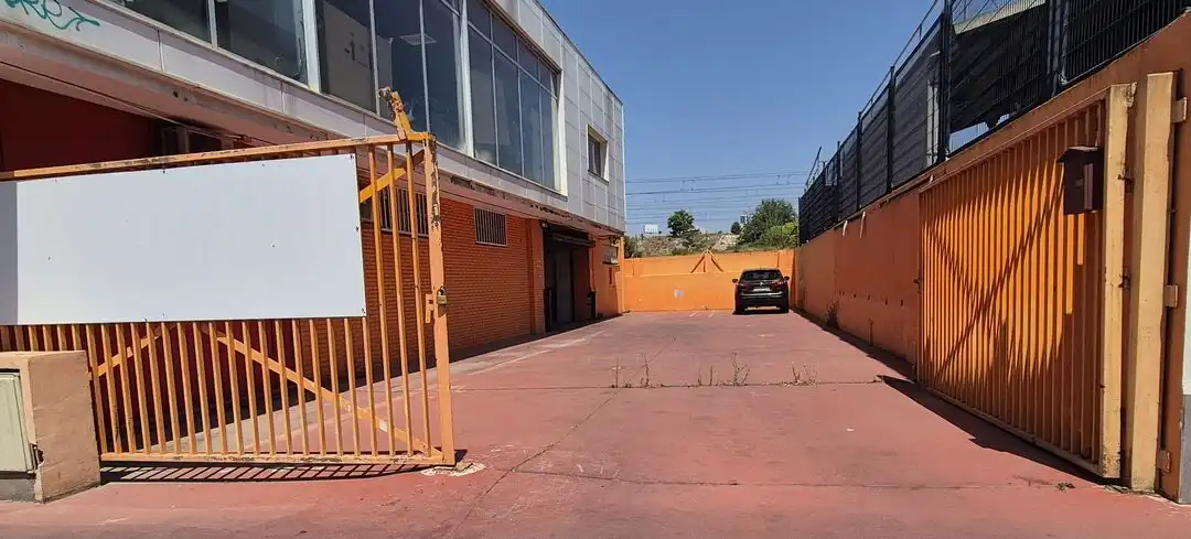 Parkplatz von Geschaftsraum zur Miete in Madrid