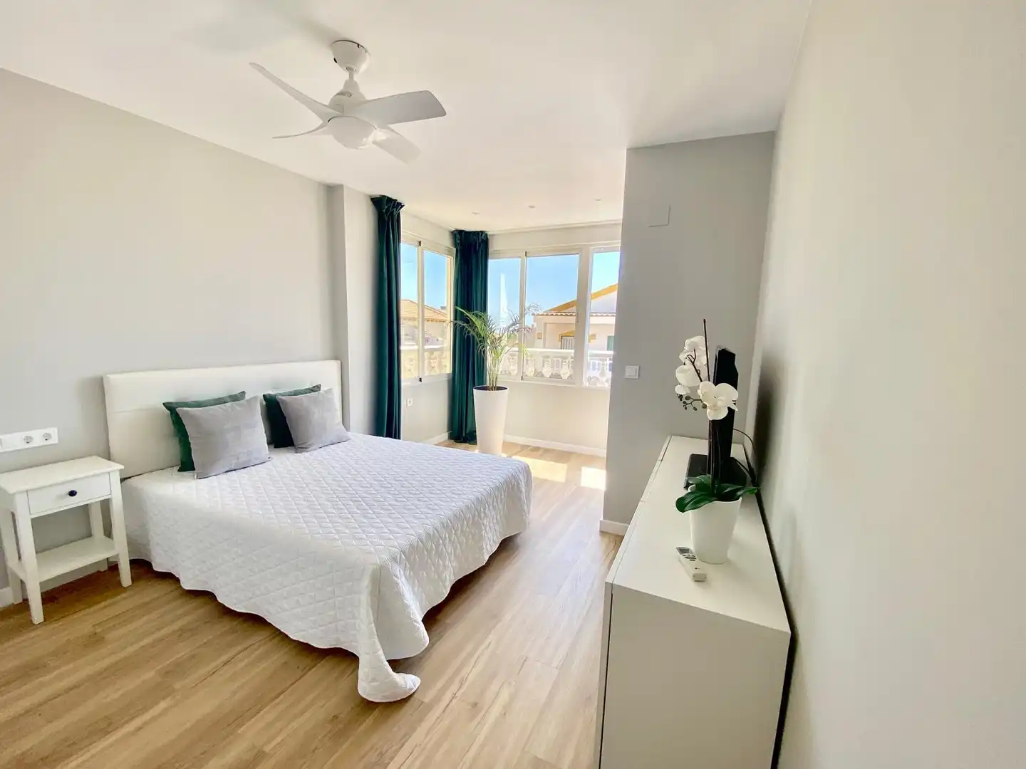 Detached house with pool for sale in Orihuela Costa, imagen 17