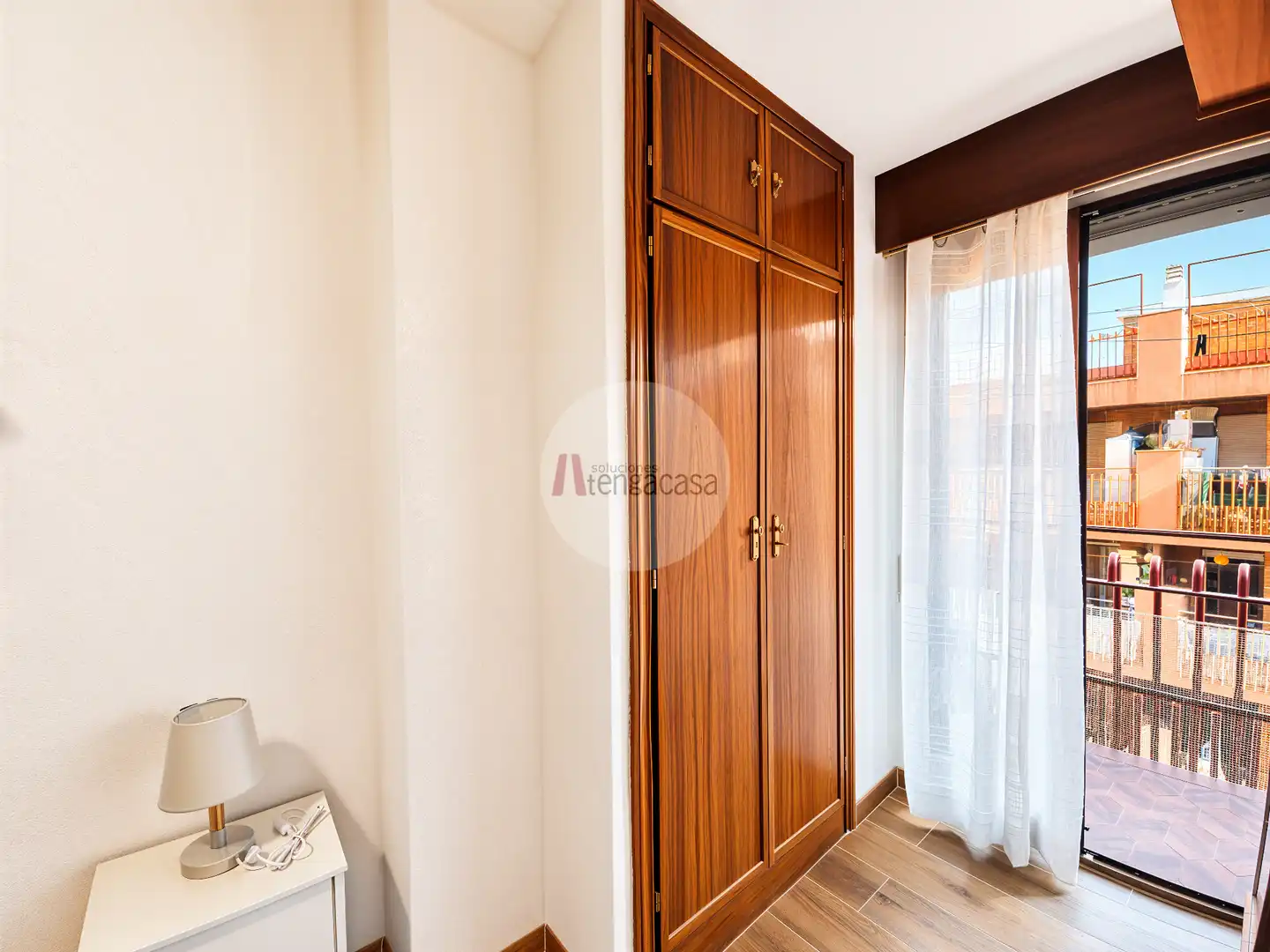 Schlafzimmer von Wohnungen zur Miete in Madrid mit Klimaanlage, Heizung und Parkett
