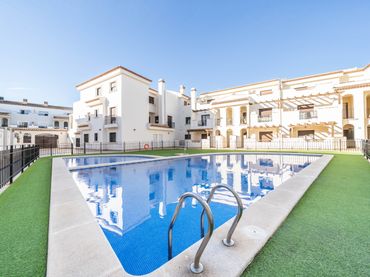 Bungalow con piscina en venta en San Pedro del Pinatar