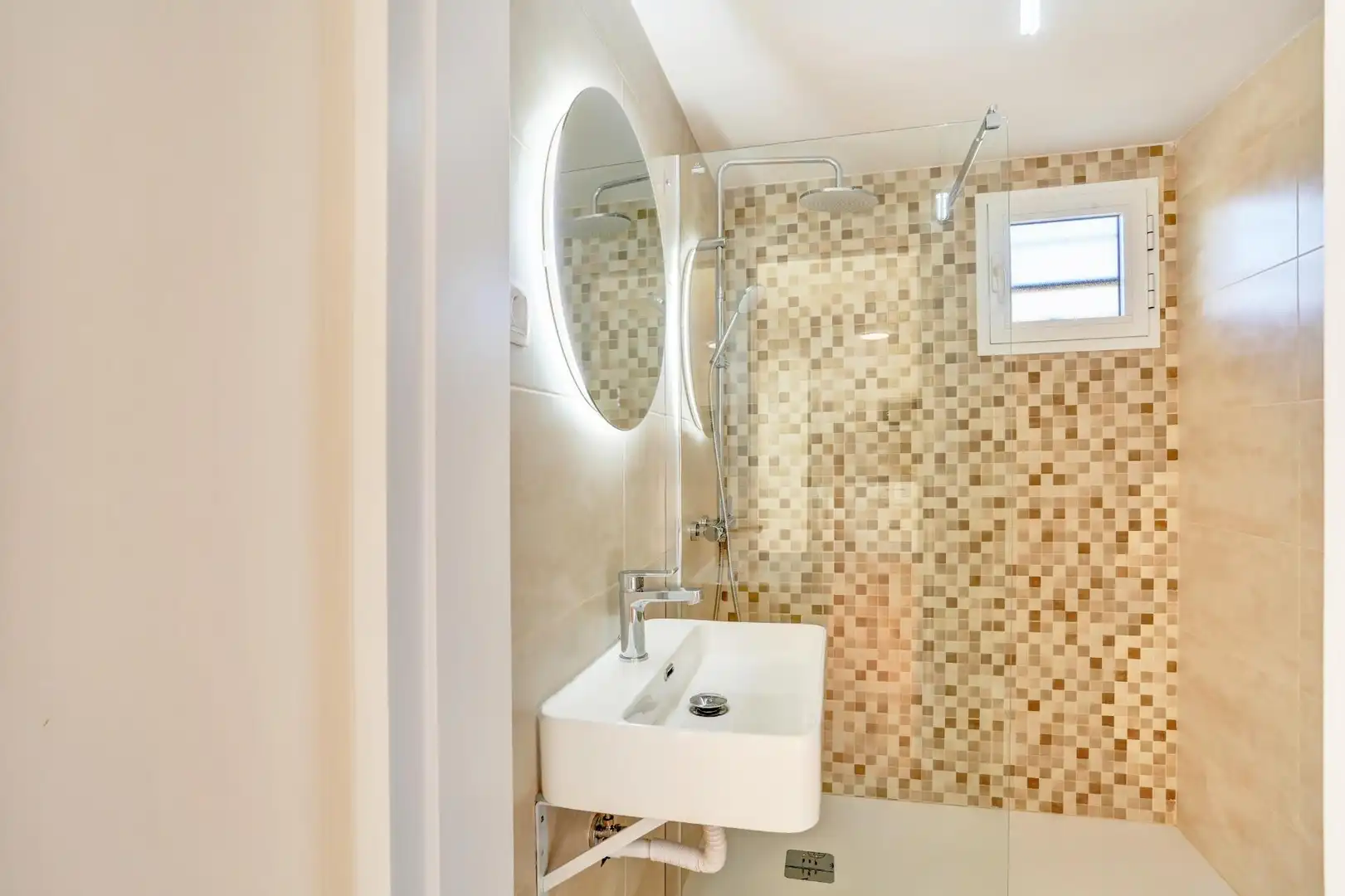 Bathroom of Apartments for sale in La Oliva