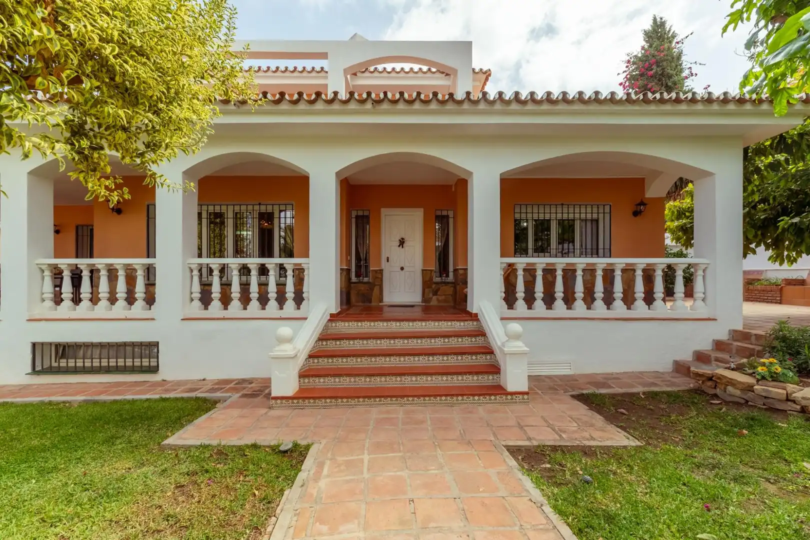 Casa pareada con terraza en venta en Manantiales - Lagar - Cortijo, imagen 3