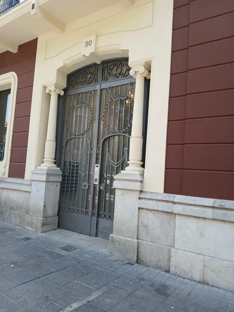 Außenansicht von Wohnung zur Miete in Tarragona mit Klimaanlage, Heizung und Parkett