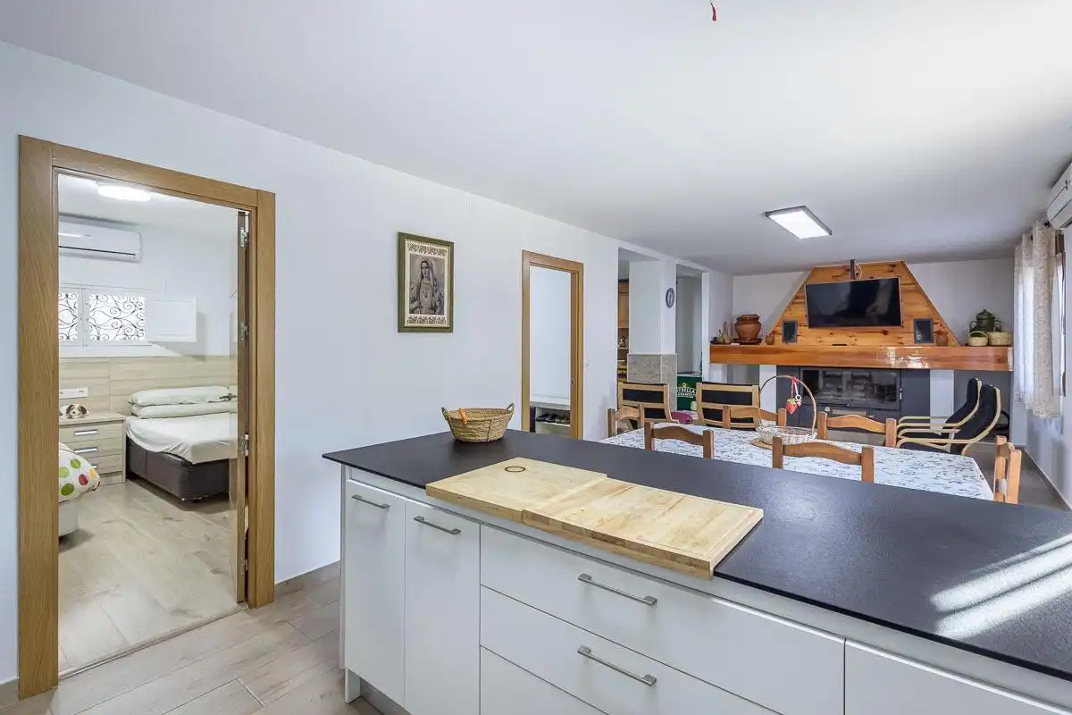 Kitchen of Houses for sale in Los Guájares  with Air Conditioner, Private garden and Swimming Pool