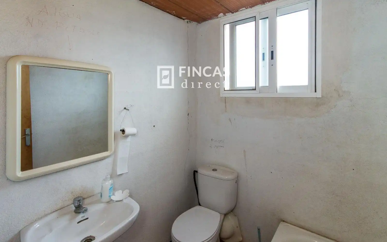 Baño de Finca rústica en venta en Benifallet con Trastero y Amueblado