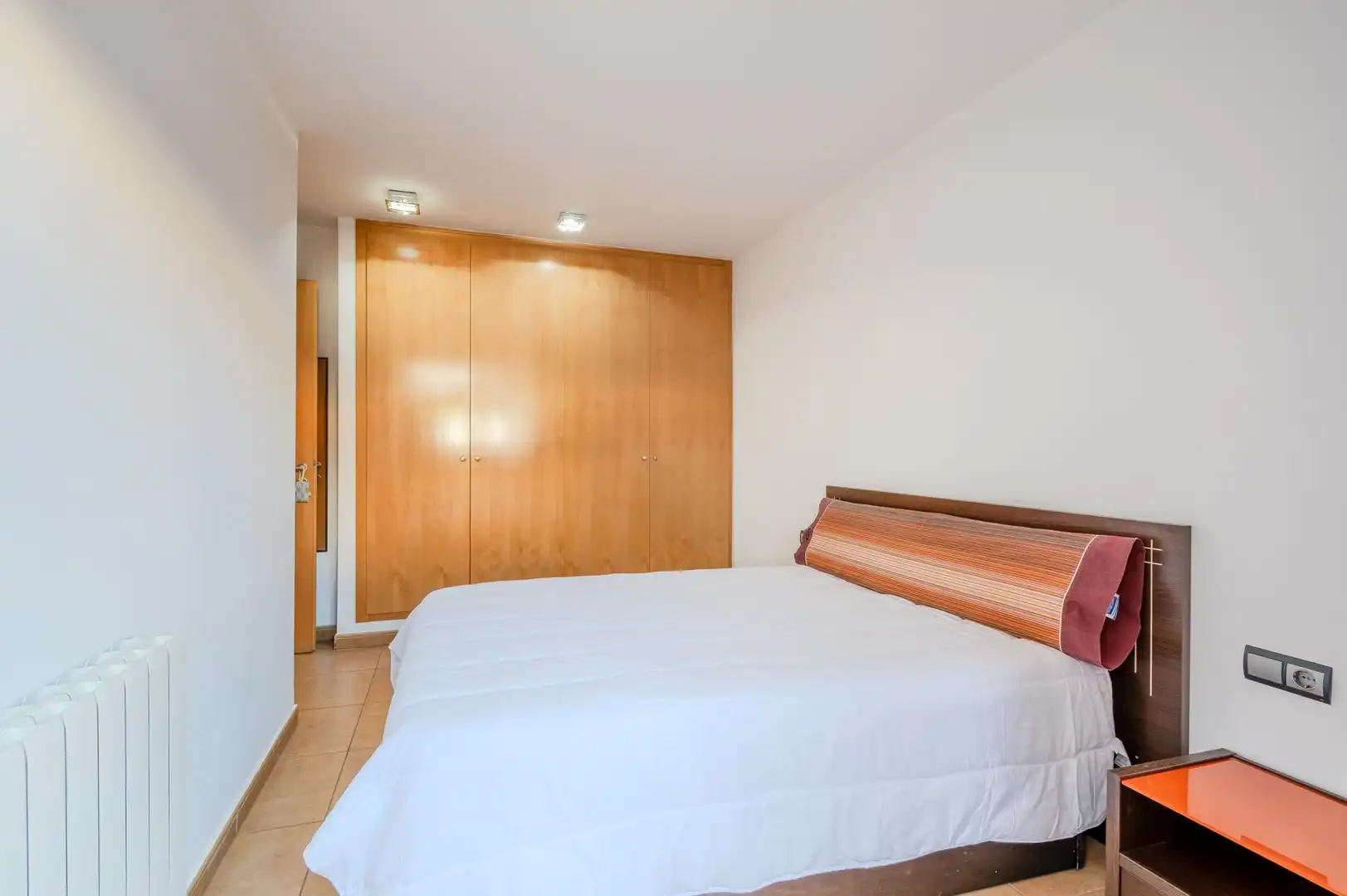 Habitación de Piso en venta en Cassà de la Selva con Aire acondicionado, Calefacción y Terraza