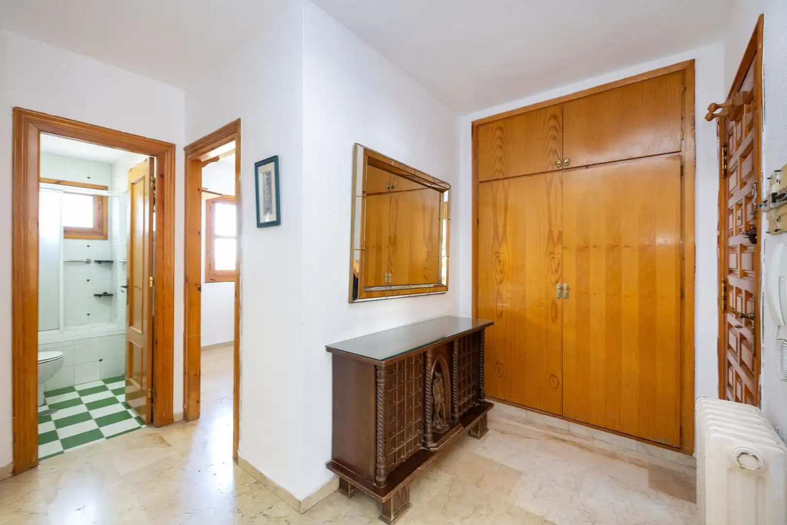 Casa adosada en venta en Granada con Calefacción, Jardín privado y Terraza