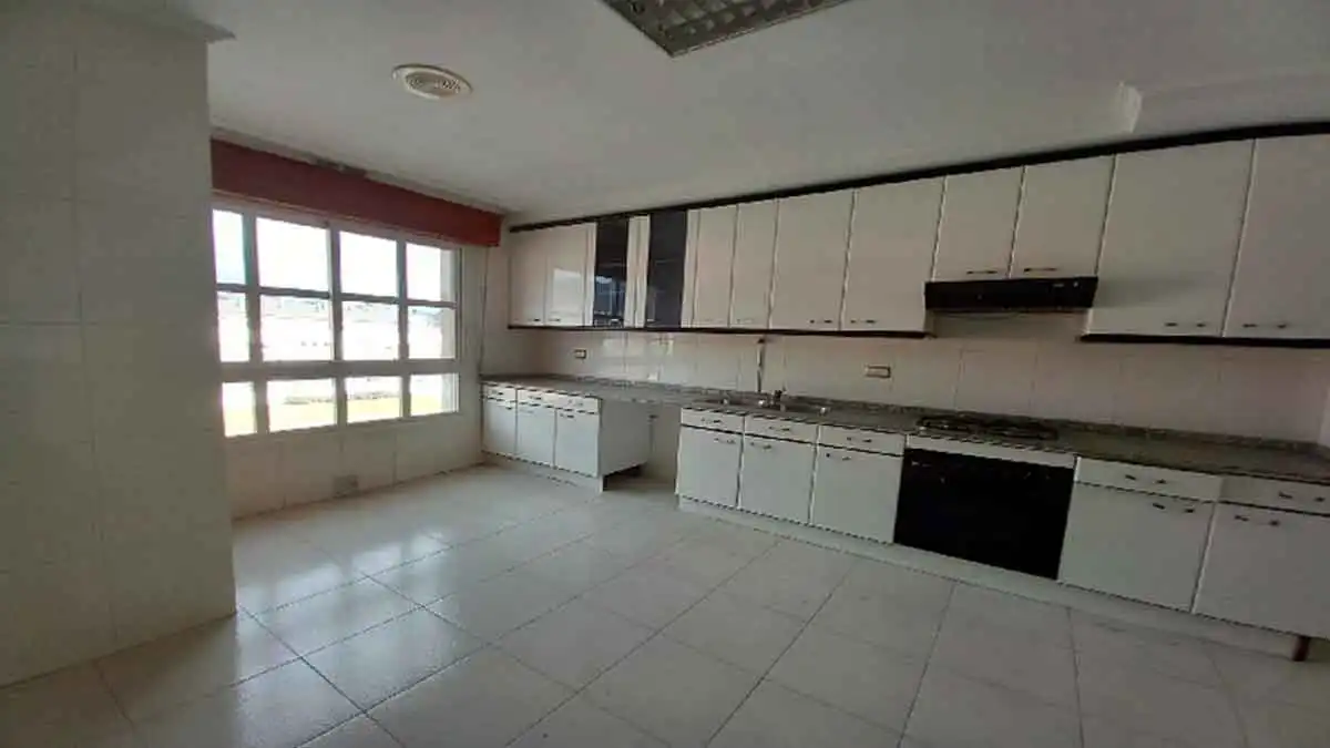 Piso en venta en ELOI RODRIGUEZ BARRIOS,Nº41,PL.3,PT.IZDA, 41, O Barco de Valdeorras