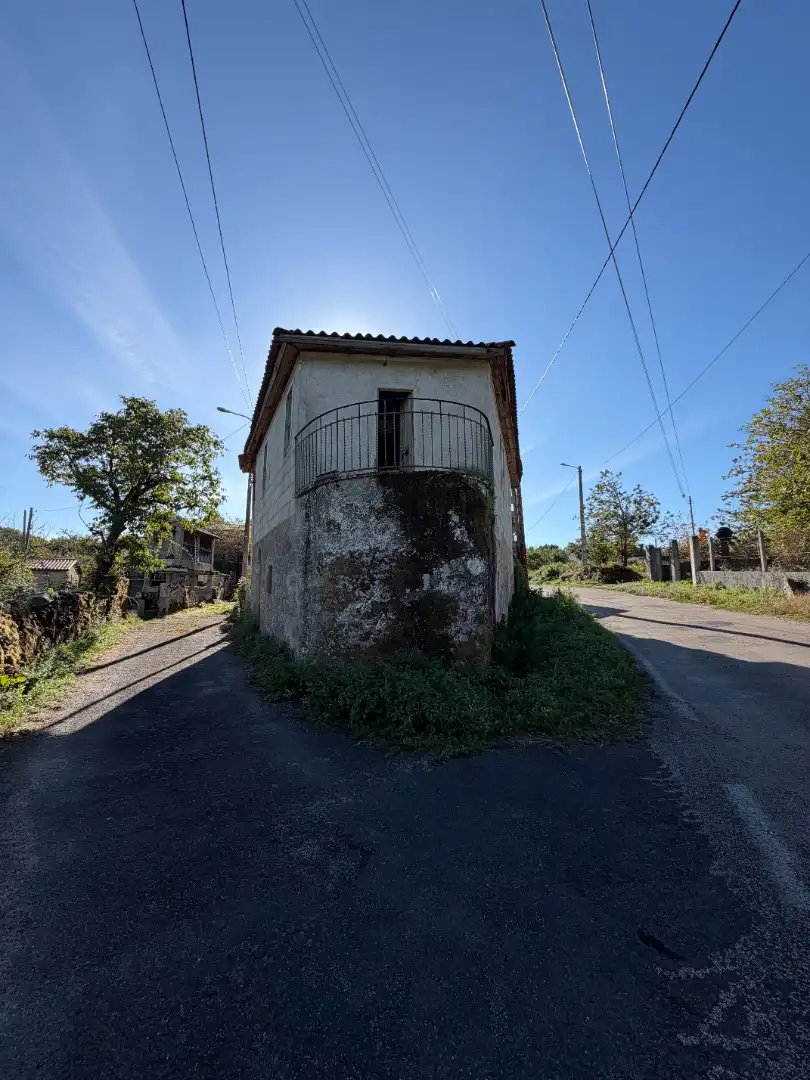 Casa amb terrassa en venda a Amoeiro, imagen 4