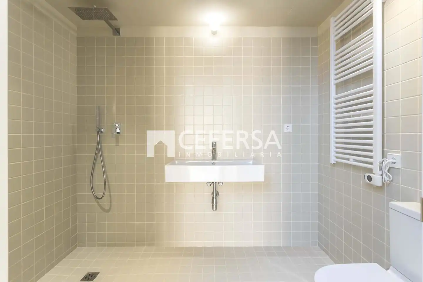 Planta baja en venta en Carrer de Sardenya, Sagrada Família