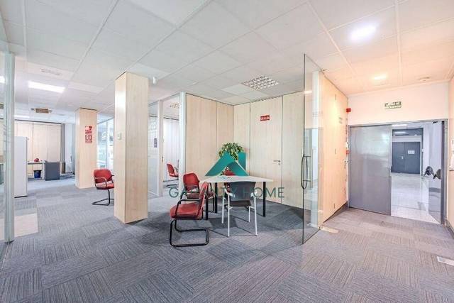 Nave industrial en Alquiler en Canillas