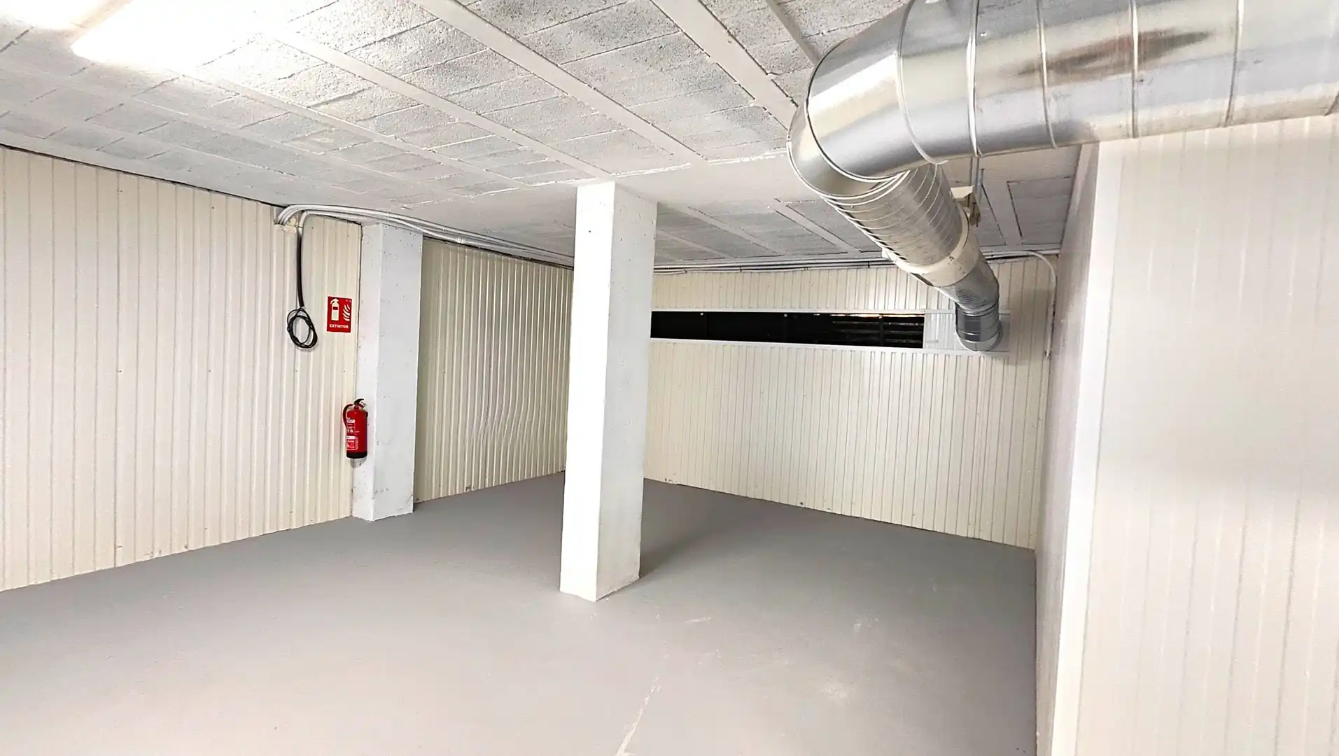 Parking de Trastero en venta en Santiago de Compostela 