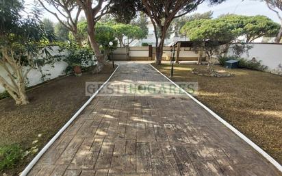 Exterior view of House or chalet for sale in Chiclana de la Frontera