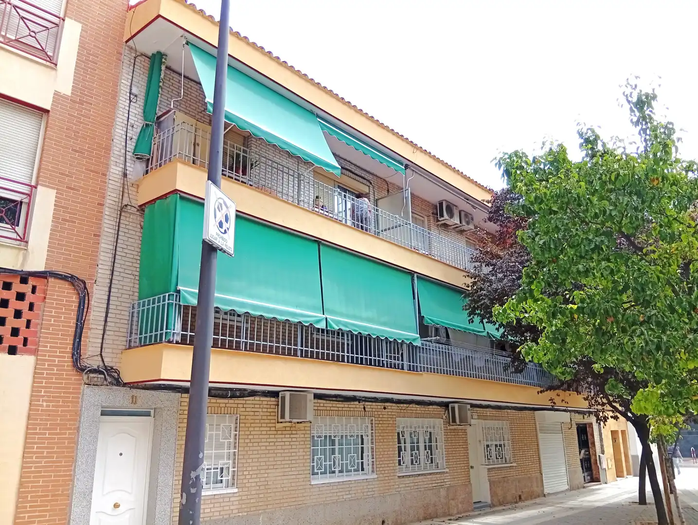 Außenansicht von Wohnung zum Verkauf in Getafe mit Heizung, Terrasse und Balkon