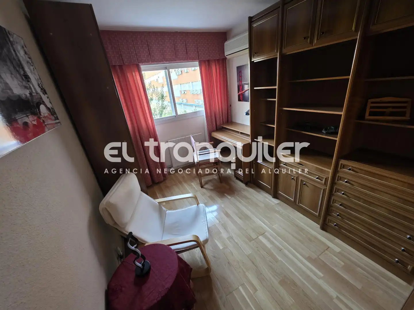 Habitación de Piso de alquiler en Madrid con Aire acondicionado, Parquet y Amueblado