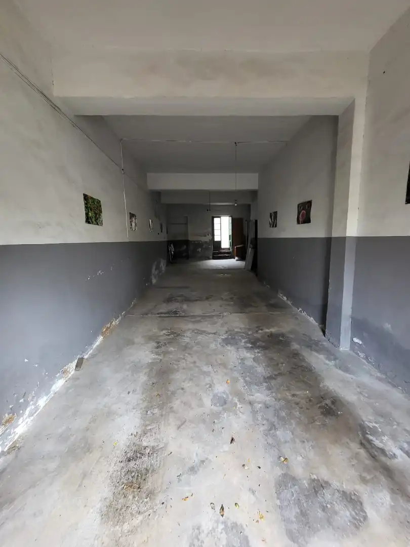 Local comercial en venda a Casco Antiguo